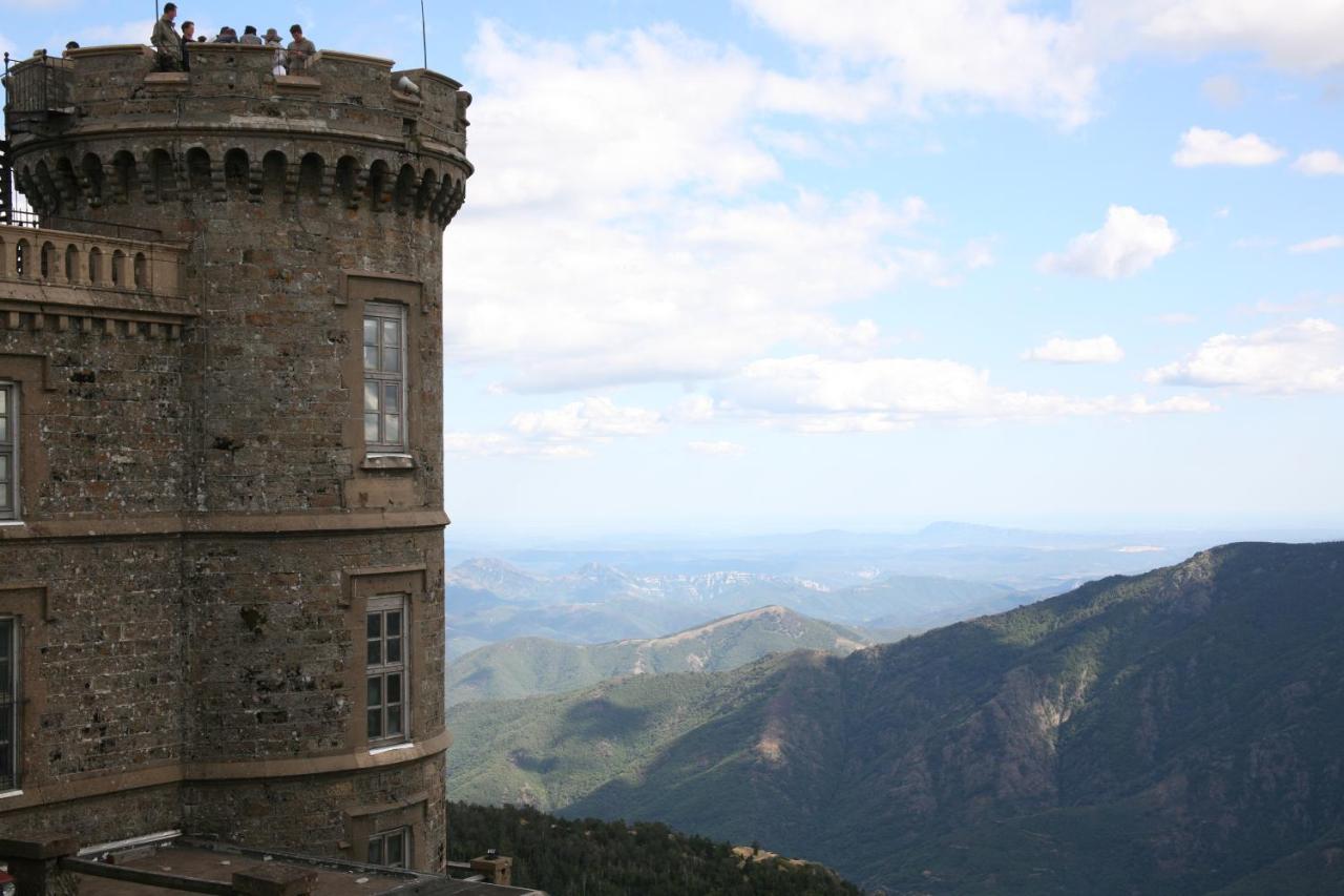 فيلا Domaine De Pradines Lanuéjols المظهر الخارجي الصورة