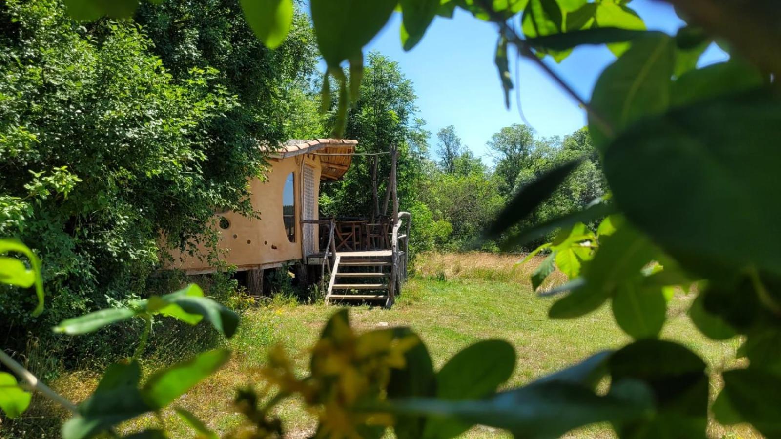 فيلا Domaine De Pradines Lanuéjols المظهر الخارجي الصورة